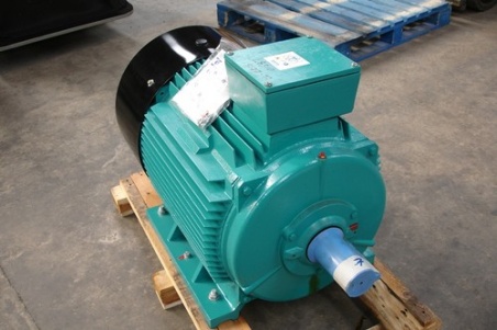 BROOK Crompton 90 kW Electric Motor SOLD